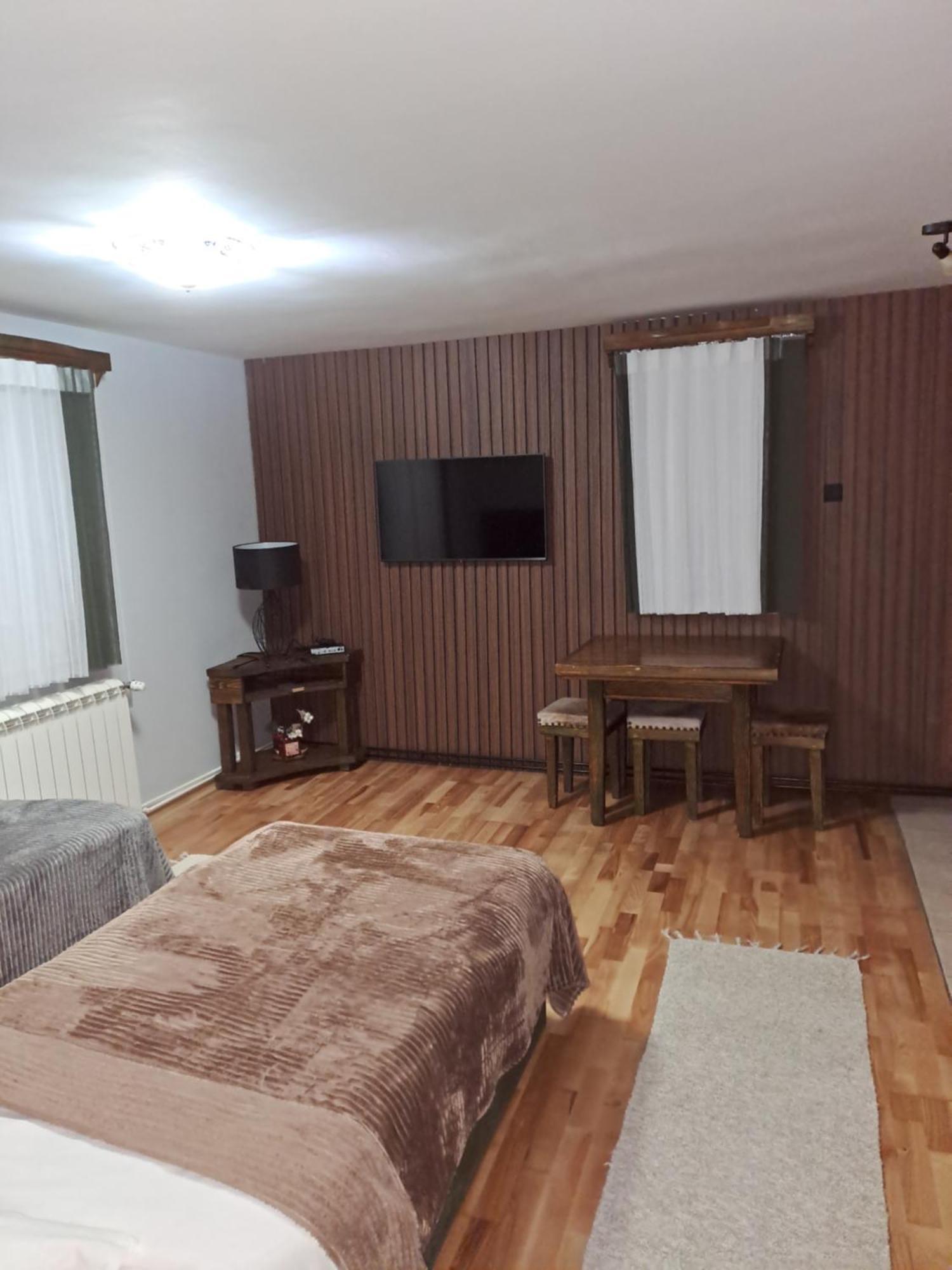 Rooms And Apartmants Mirovic Колашин Номер фото